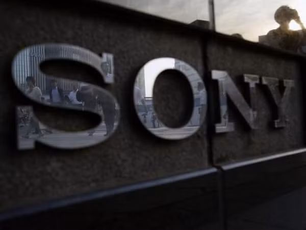 Sony đã nâng dự báo mức thua lỗ năm nay lên tới 2,14 tỷ USD ảnh 1