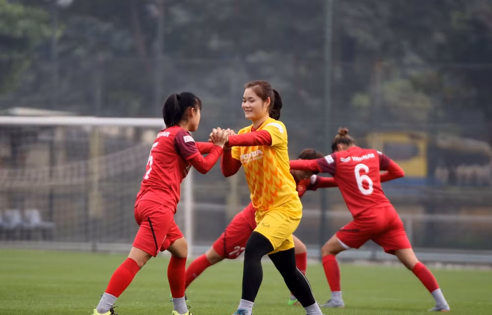 Đổi lịch trận play-off Việt Nam-Australia tranh vé dự Olympic ảnh 1