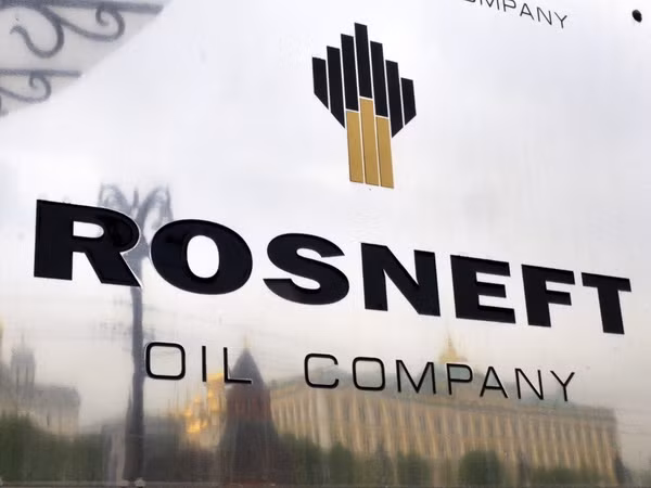 Tư nhân hóa một phần tập đoàn dầu mỏ lớn nhất Nga Rosneft ảnh 1