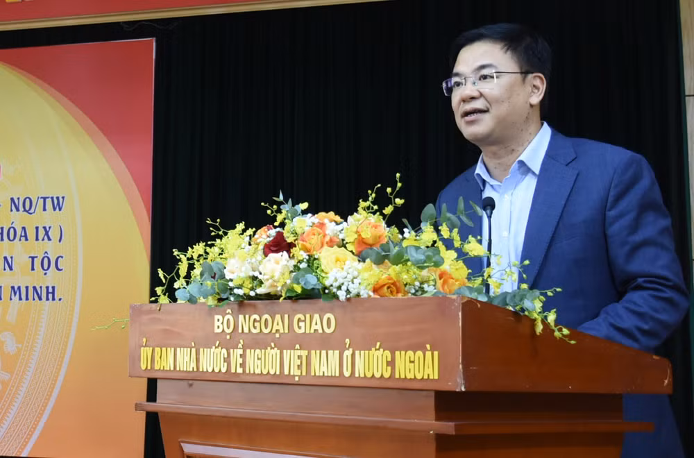Tăng cường công tác đại đoàn kết với người Việt Nam ở nước ngoài ảnh 1