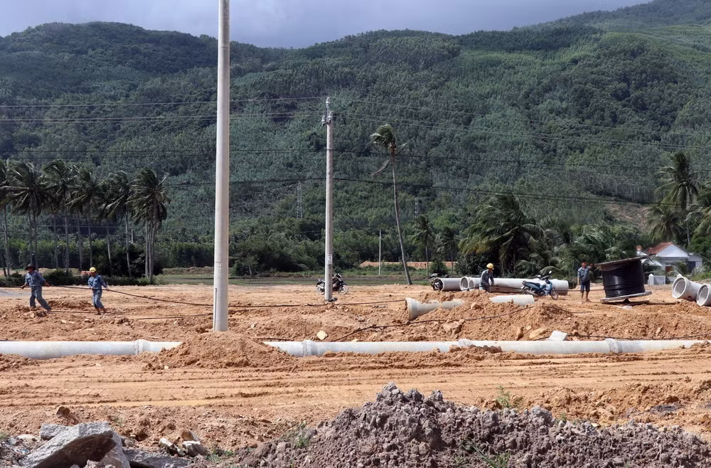 ttxvn-phu-yen-gap-rut-xay-dung-cac-khu-tai-dinh-cu-phuc-vu-du-an-cao-toc-bac-nam1-1627.jpg