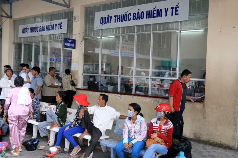 Không để xảy ra tình trạng thiếu thuốc cho nhu cầu điều trị ảnh 1