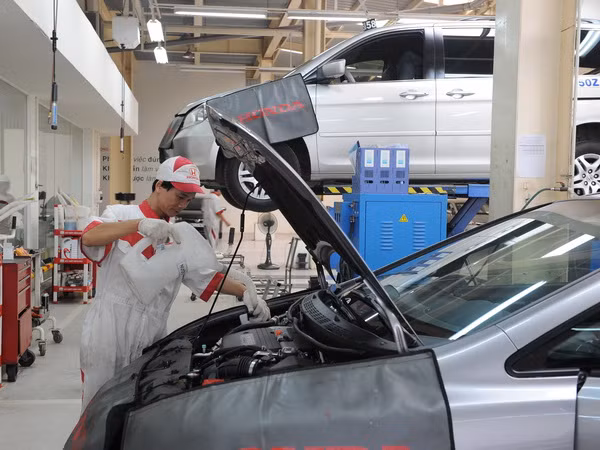 Doanh nghiệp tung chiêu kích cầu, thị trường xe ôtô đã khởi sắc ảnh 1