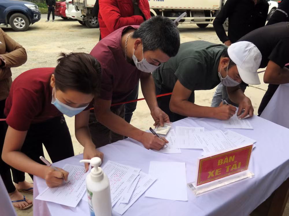 Sơn La: Cưỡng chế cách ly một trường hợp trở về từ vùng có dịch ảnh 1