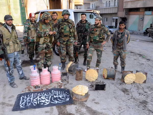 Quân đội Syria tái chiếm thị trấn chiến lược gần thủ đô ảnh 1