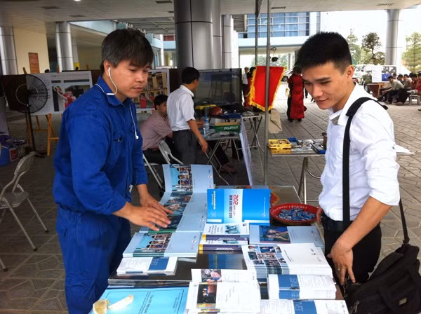 Khai trương Trung tâm Giới thiệu việc làm miền Bắc ảnh 1
