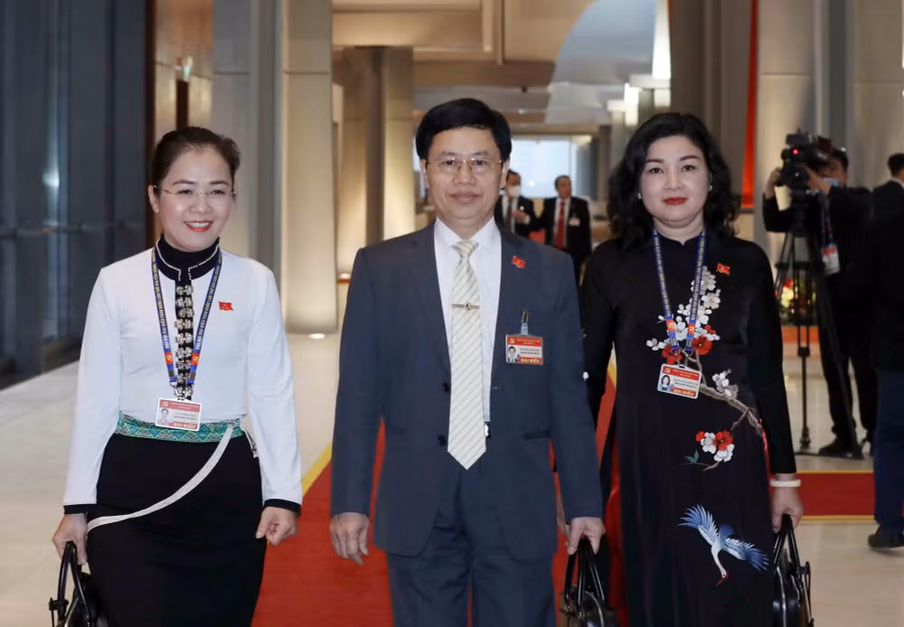 Ngày làm việc thứ 5 Đại hội Đảng XIII: Tiếp tục làm việc về nhân sự ảnh 1