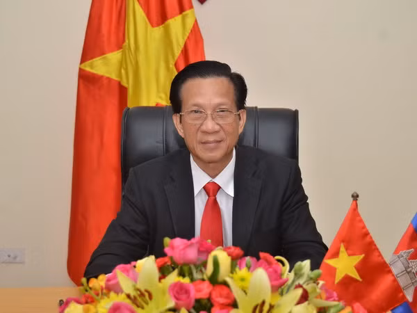 Đại sứ Thạch Dư: Việt Nam coi trọng phát triển quan hệ với Campuchia ảnh 1