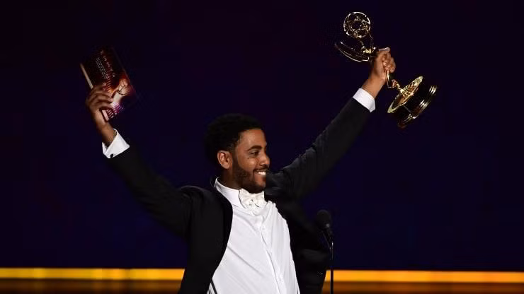 Những khoảnh khắc ấn tượng tại lễ trao giải Emmy Awards 71 ảnh 4