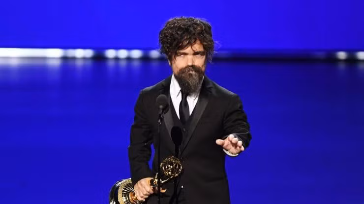Những khoảnh khắc ấn tượng tại lễ trao giải Emmy Awards 71 ảnh 2