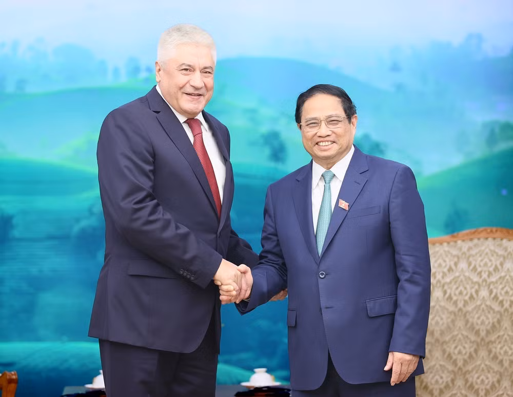 Thủ tướng Phạm Minh Chính tiếp Bộ trưởng Bộ Nội vụ Nga ảnh 1