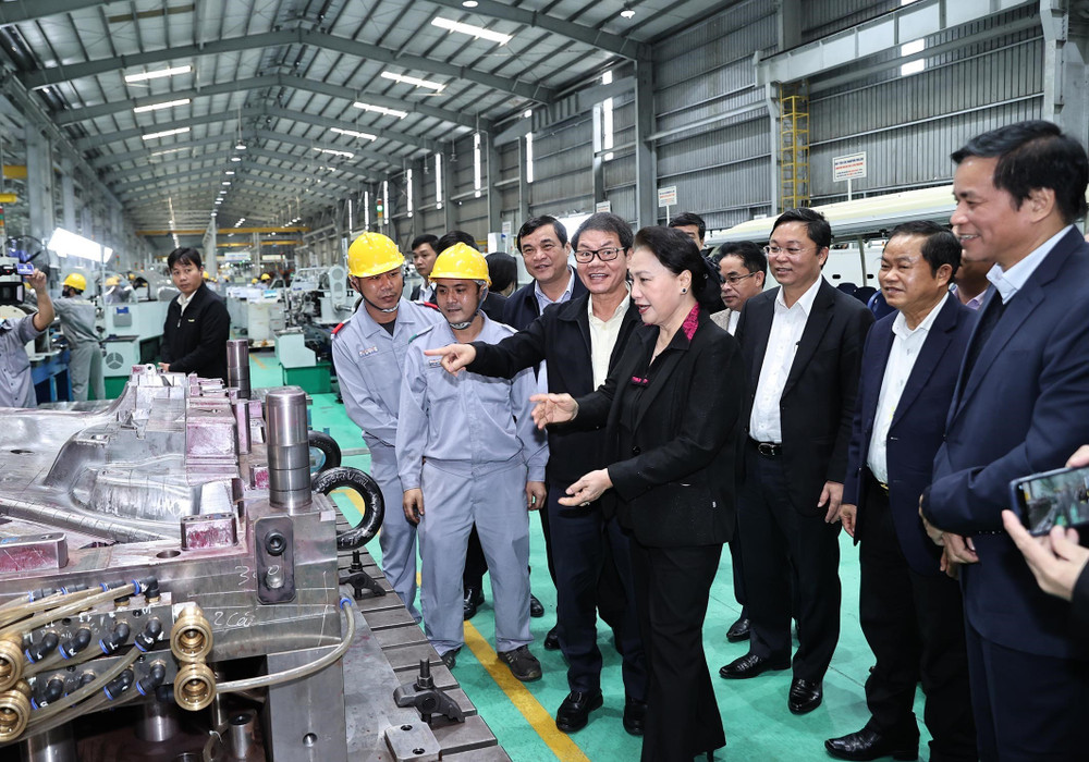Image hình ảnh hình ảnh hình ảnh hình ảnh hình ảnh hình ảnh hình ảnh hình ảnh hình ảnh hình ảnh Kim Ngân - Hình ảnh Chủ tịch Quốc hội thăm Khu công nghiệp Thaco Chu Lai ...