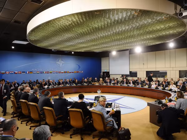 Khai mạc Hội nghị Bộ trưởng Quốc phòng NATO tại Brussels ảnh 1