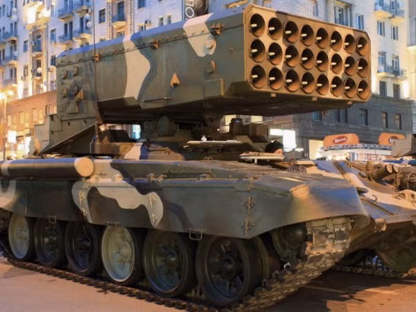 Nga cung cấp hệ thống phun lửa TOS-1A Solsepek cho Iraq ảnh 1