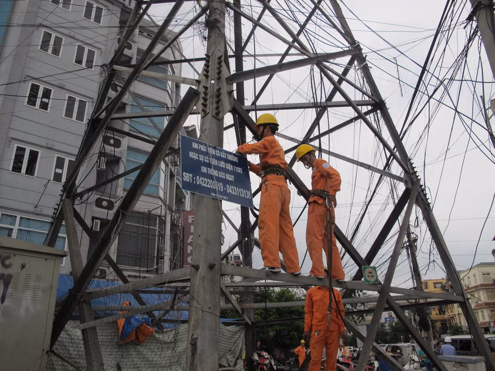 Đại diện EVN: Hệ thống điện sẽ cung cấp đủ cho sản xuất và tiêu dùng ảnh 1