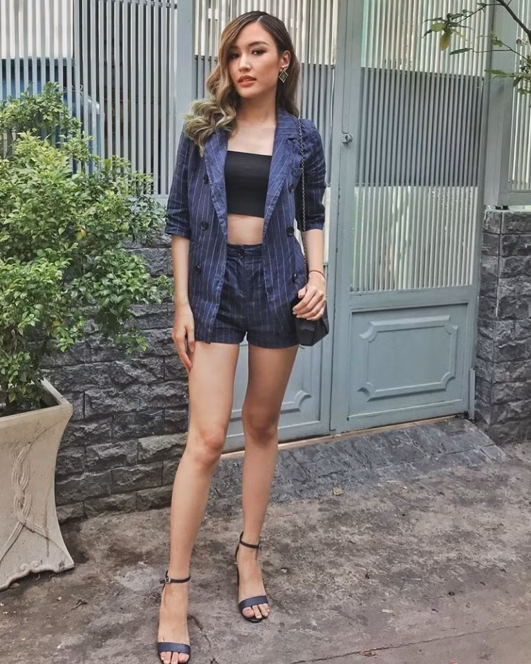 Học lỏm street style “hạ nhiệt” ngày nóng của mỹ nhân Việt ảnh 16