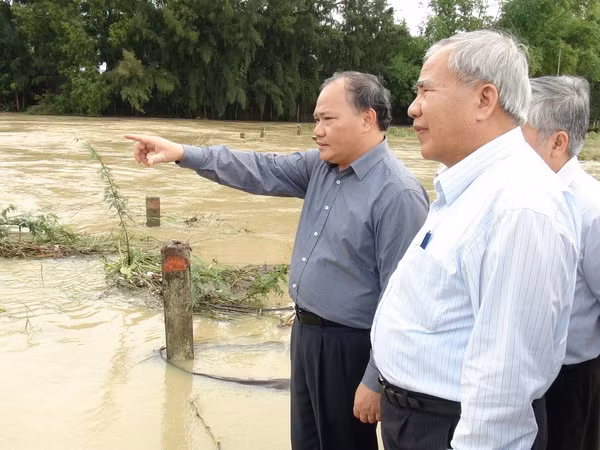 Mưa to, các hồ thủy điện ở Thừa Thiên-Huế xả lũ gây úng ngập cục bộ ảnh 2
