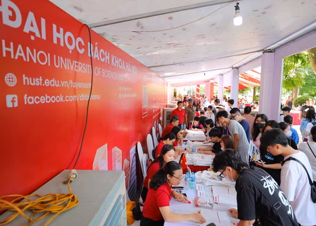 72.000 thí sinh chỉ đăng ký 1 nguyện vọng tuyển sinh Đại học năm 2023 ảnh 2