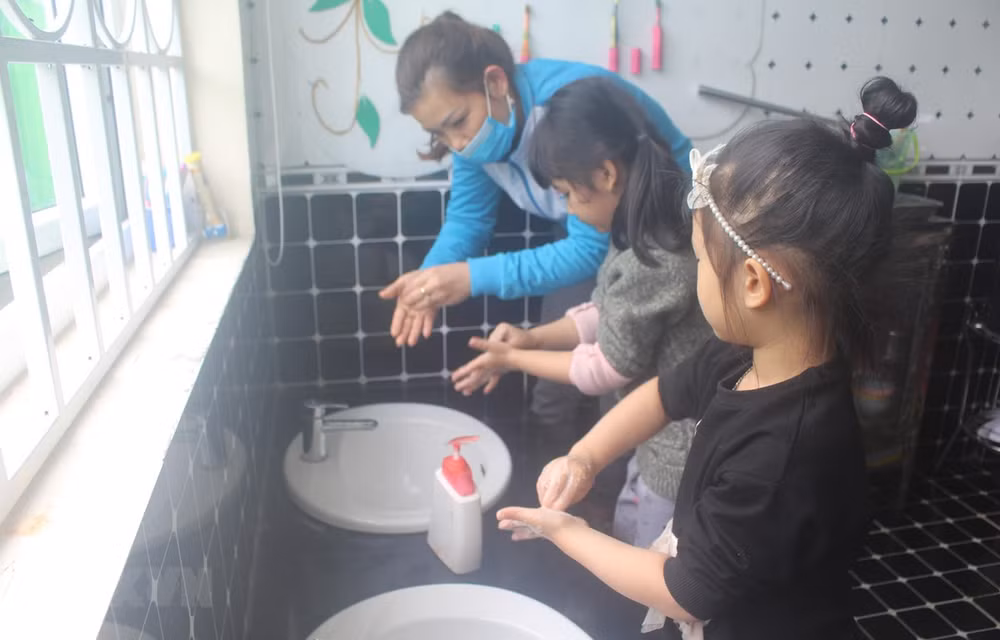Dịch COVID-19: Học sinh Đồng Nai trở lại trường từ ngày 1/3 ảnh 1