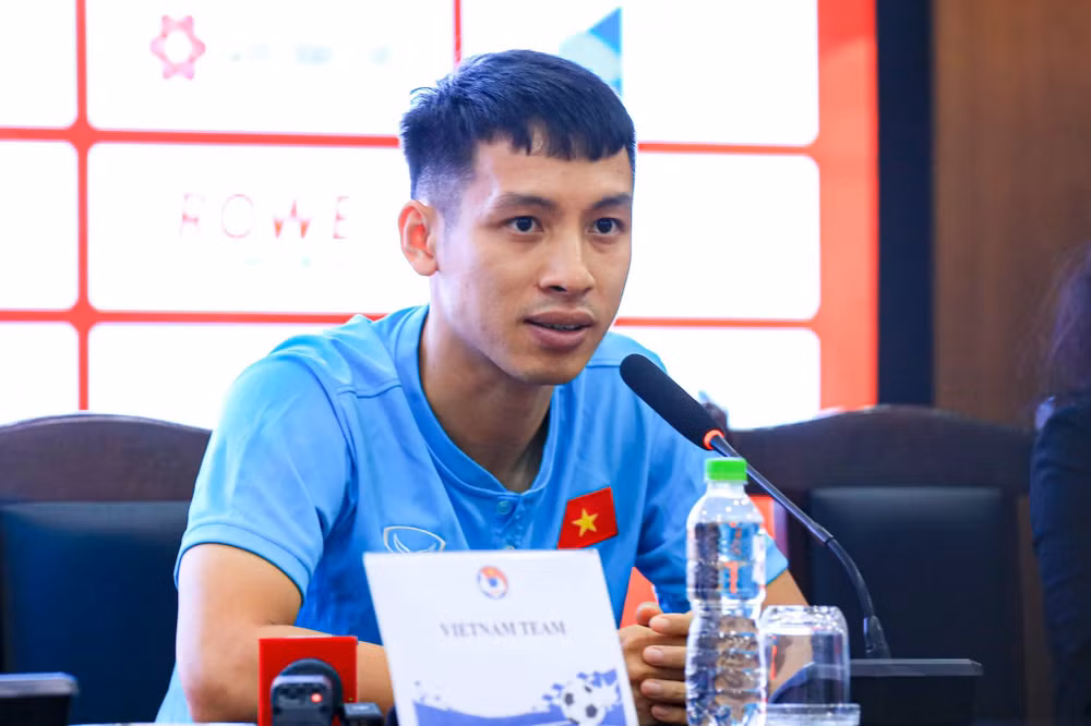 HLV Park Hang-seo: ‘Đừng vội nghĩ tuyển Việt Nam sẽ thua CLB Dortmund' ảnh 1