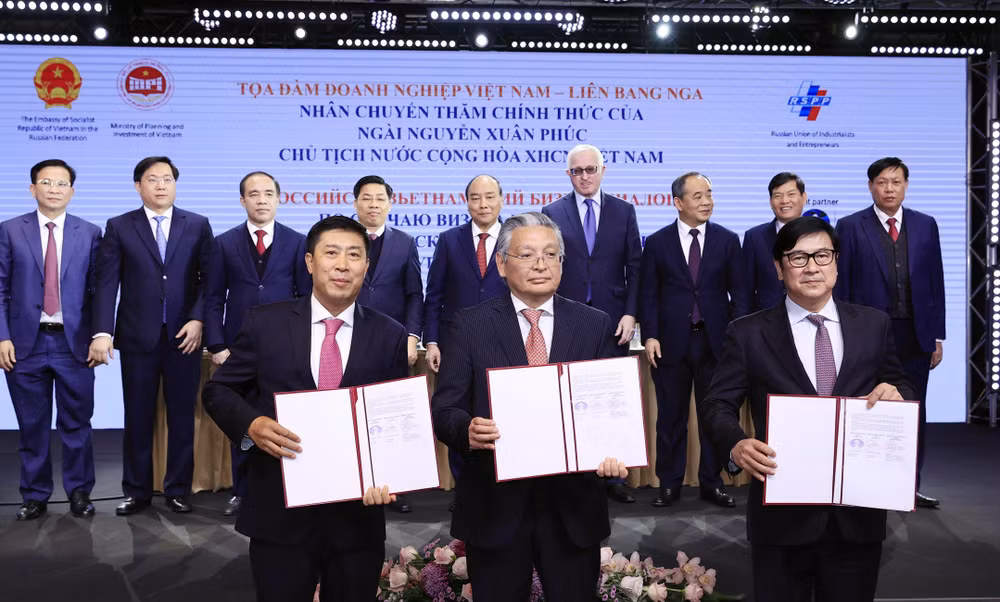 Chủ tịch nước Nguyễn Xuân Phúc dự Diễn đàn doanh nghiệp Việt-Nga ảnh 4