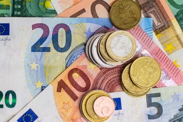 Quan chức ECB khuyến nghị về khả năng phát hành đồng euro kỹ thuật số ảnh 1