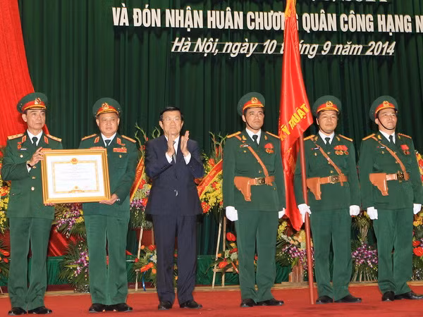 Chủ tịch nước dự kỷ niệm 40 năm Ngày Truyền thống Tổng cục Kỹ thuật ảnh 1