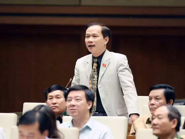 Thủ tướng Nguyễn Xuân Phúc lần đầu tiên trực tiếp trả lời chất vấn ảnh 3