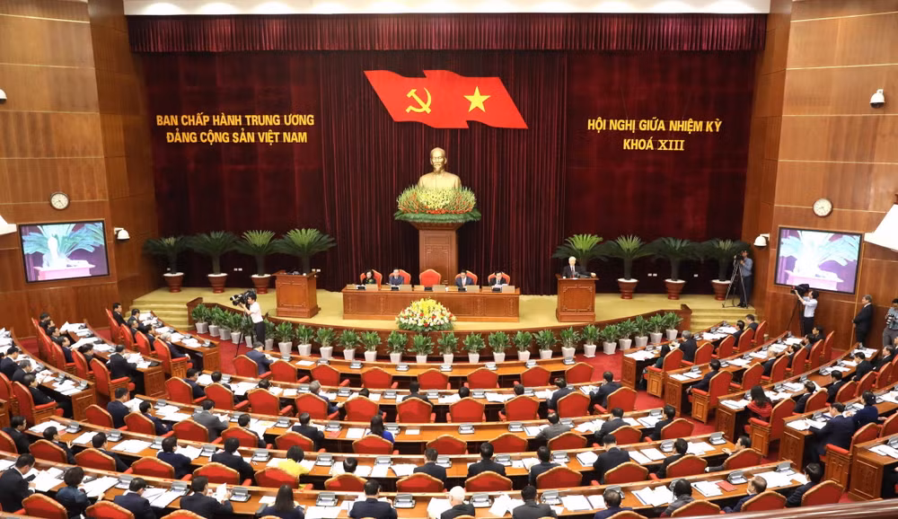 Tổng Bí thư: Lấy phiếu tín nhiệm giúp các cán bộ 'tự soi,' 'tự sửa' ảnh 1