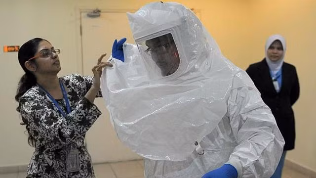 Malaysia giám sát chặt các sân bay nhằm ngăn ngừa dịch Ebola ảnh 1