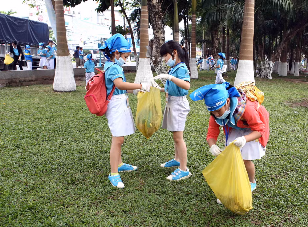 TP. HCM phát động phong trào thành phố văn minh-sạch-an toàn ảnh 1