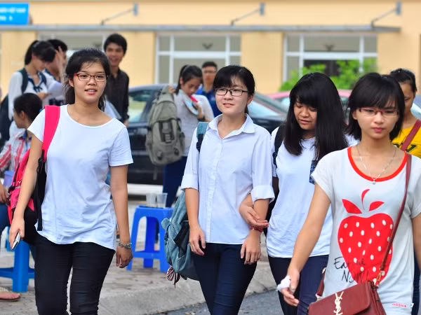 Tuyển sinh năm 2015: Đại học Thương mại bất ngờ “khai tử” khối A ảnh 1