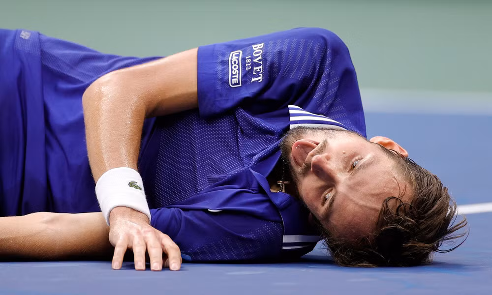Đánh bại Djokovic, Daniil Medvedev đăng quang tại US Open 2021 ảnh 1