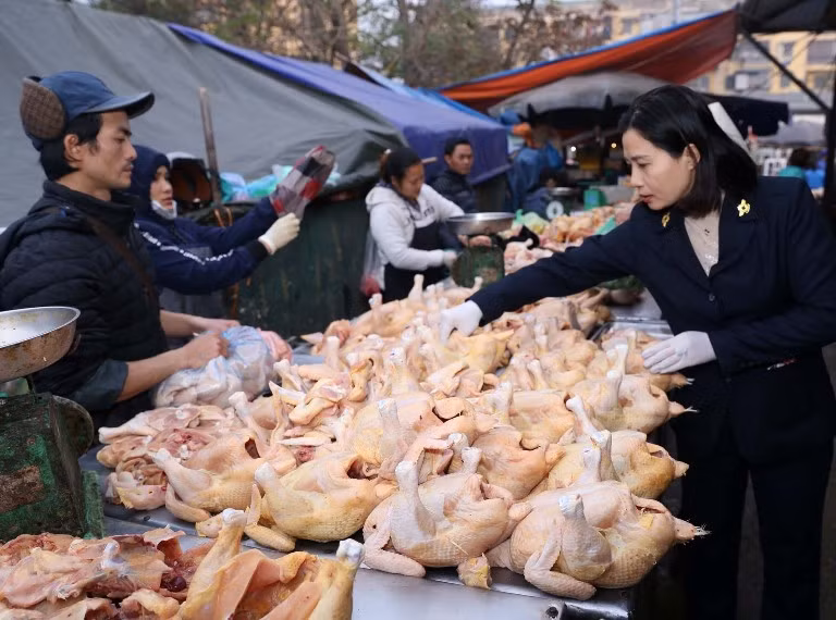 Phạt gần 20 tỷ đồng sai phạm về an toàn thực phẩm trong quý 1 ảnh 1