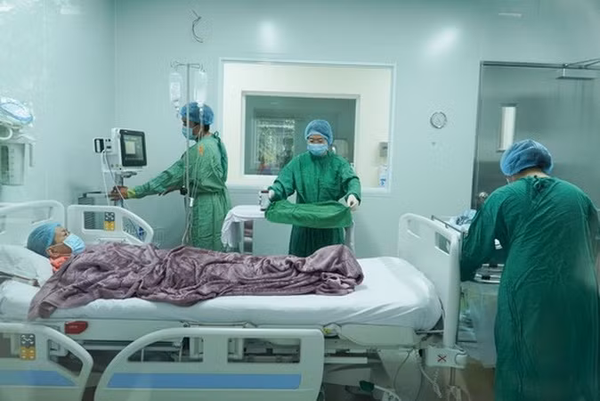 Bệnh viện đầu tiên tại Việt Nam điều trị thành công ung thư hạch ảnh 2