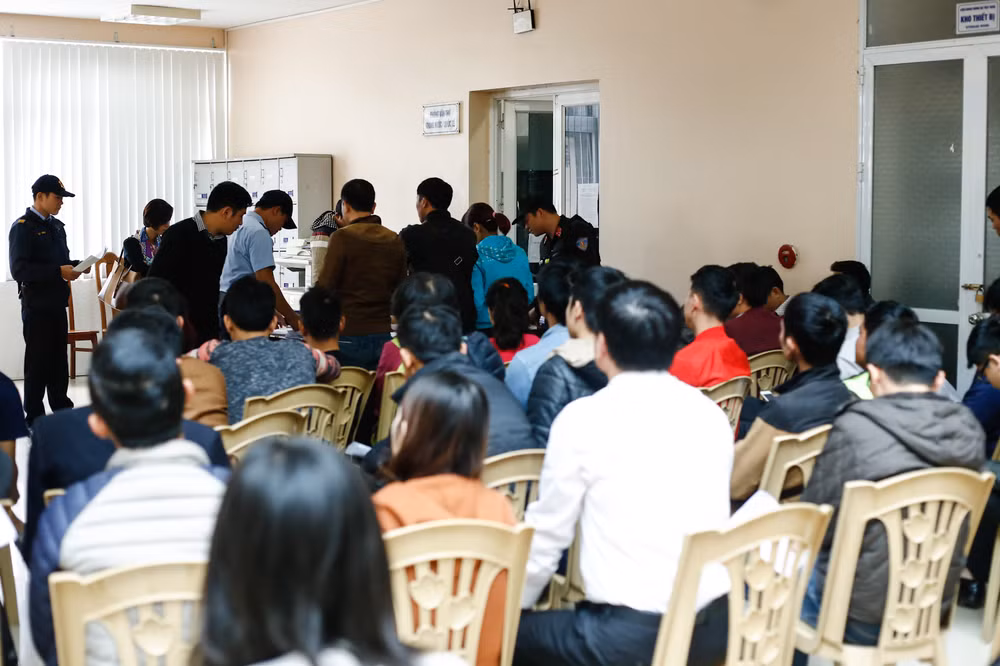 "Cơn sốt" vé trận Việt Nam - Indonesia tại Hà Nội bắt đầu âm ỉ ảnh 3