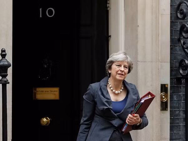 Cuộc cải tổ nội các Anh của Thủ tướng Theresa May gặp trở ngại ảnh 1