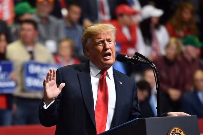 Tổng thống Mỹ Donald Trump chủ trương tăng mạnh chi tiêu quốc phòng ảnh 1