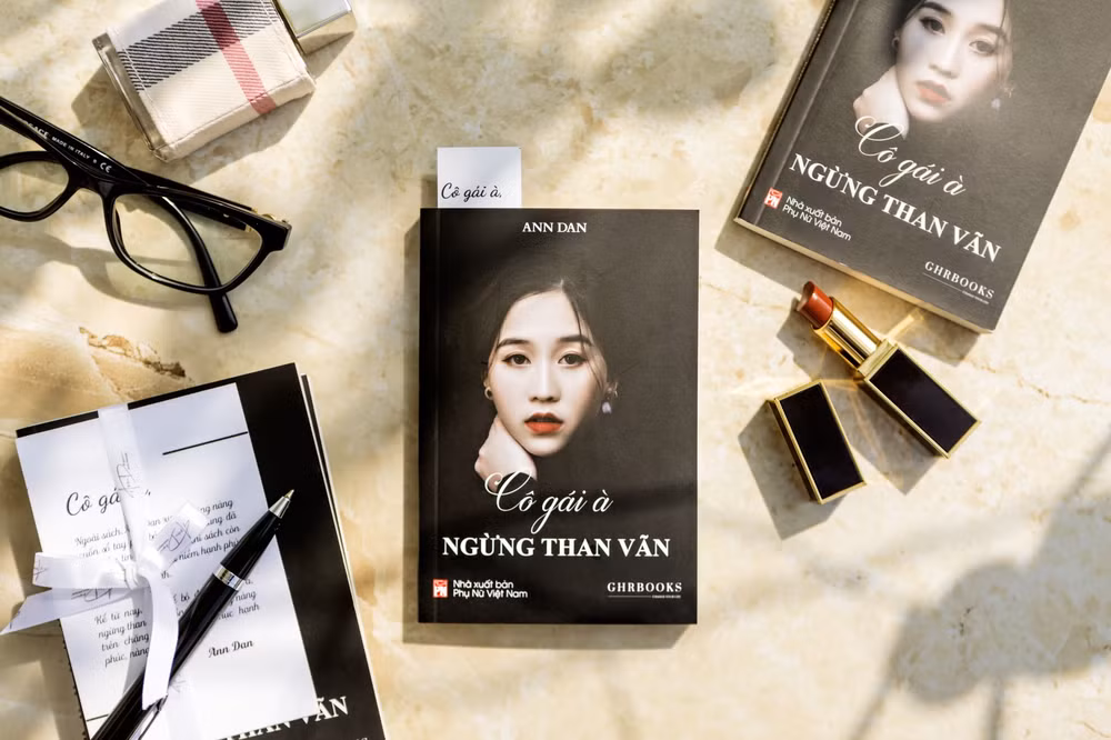 ‘Cô gái à, ngừng than vãn’: Bí kíp hạnh phúc cho phụ nữ hiện đại ảnh 1