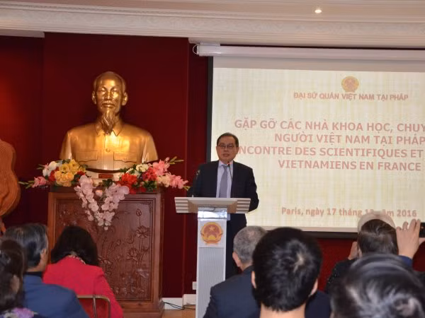 Gặp gỡ các nhà khoa học và chuyên gia Việt Nam hàng đầu tại Pháp ảnh 1