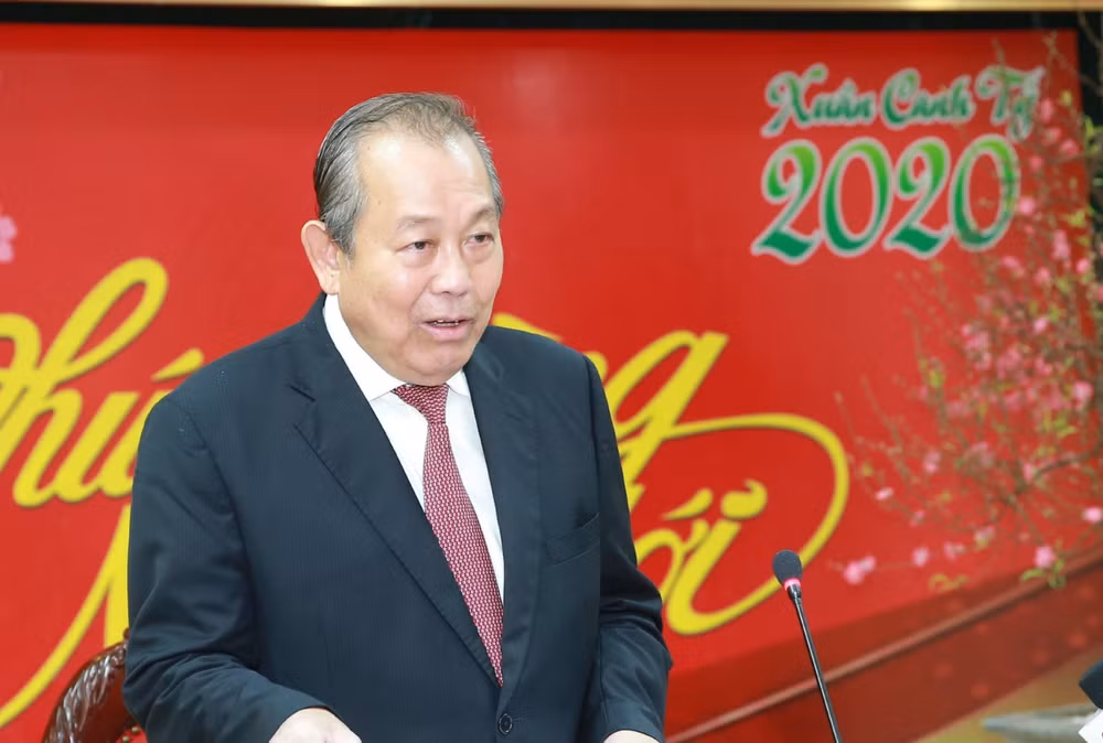 Phó Thủ tướng gặp gỡ kiều bào tại Thụy Sĩ nhân dịp Tết cộng đồng ảnh 1