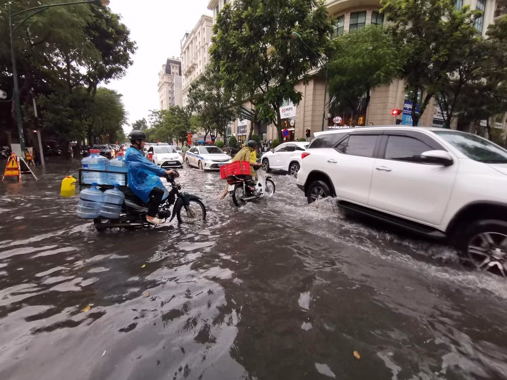 Đợt mưa lớn ở các tỉnh miền Bắc còn kéo dài đến ngày 23/8 ảnh 1