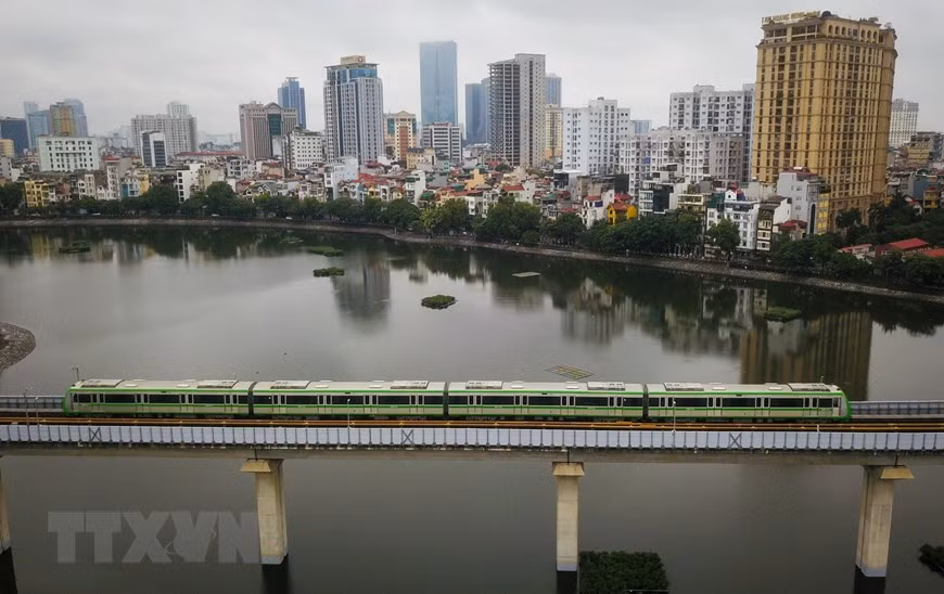 'Nhiều người từ bỏ xe cá nhân để đi làm bằng tàu Cát Linh-Hà Đông' ảnh 1