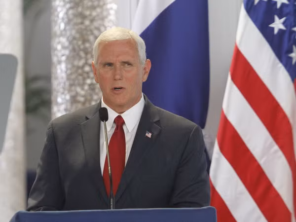 Phó Tổng thống Mỹ Pence bắt đầu chuyến công du Israel ba ngày ảnh 1