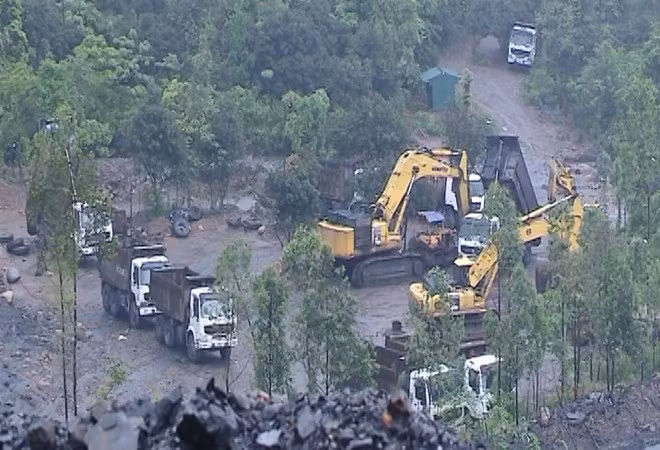 Hoàn nguyên môi trường khu vực dự án nghi khai thác than trái phép ảnh 1