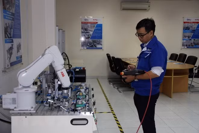 Sự kiện trong nước 9-15/7: Robot Sophia đến Việt Nam ảnh 5