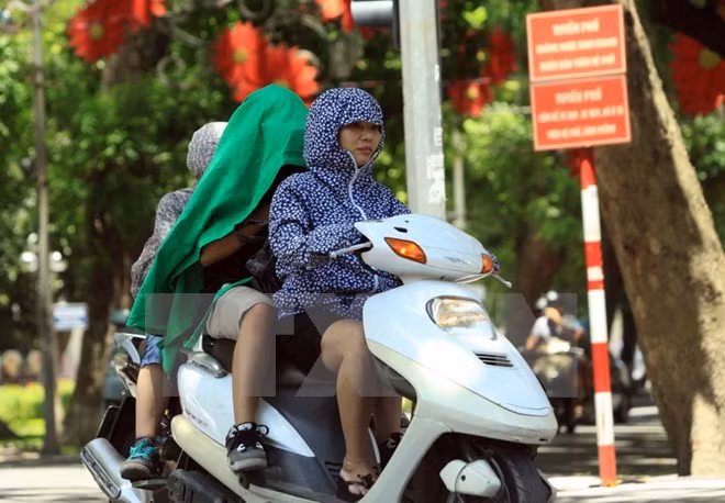 Nóng lan rộng trên nhiều khu vực, miền Trung có nơi 39 độ C ảnh 1