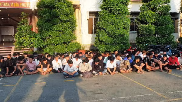 Công an Tiền Giang khởi tố 11 bị can trong vụ đua xe trái phép ảnh 1