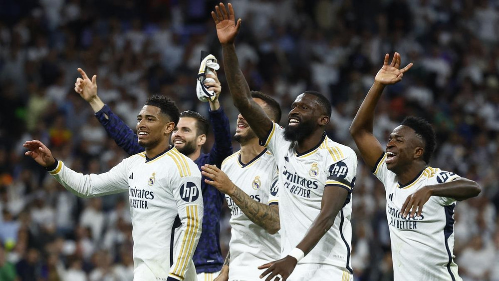 Real Madrid ngược dòng kinh điển đánh bại Barcelona | Vietnam+ (VietnamPlus)