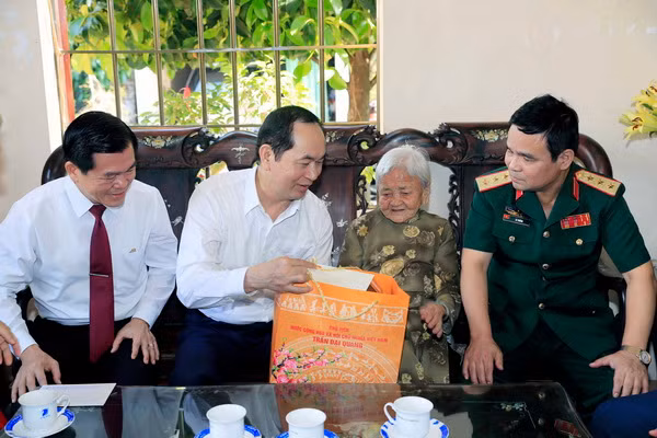 Chủ tịch nước thăm, chúc Tết chiến sỹ vùng Cảnh sát biển 3 ảnh 4
